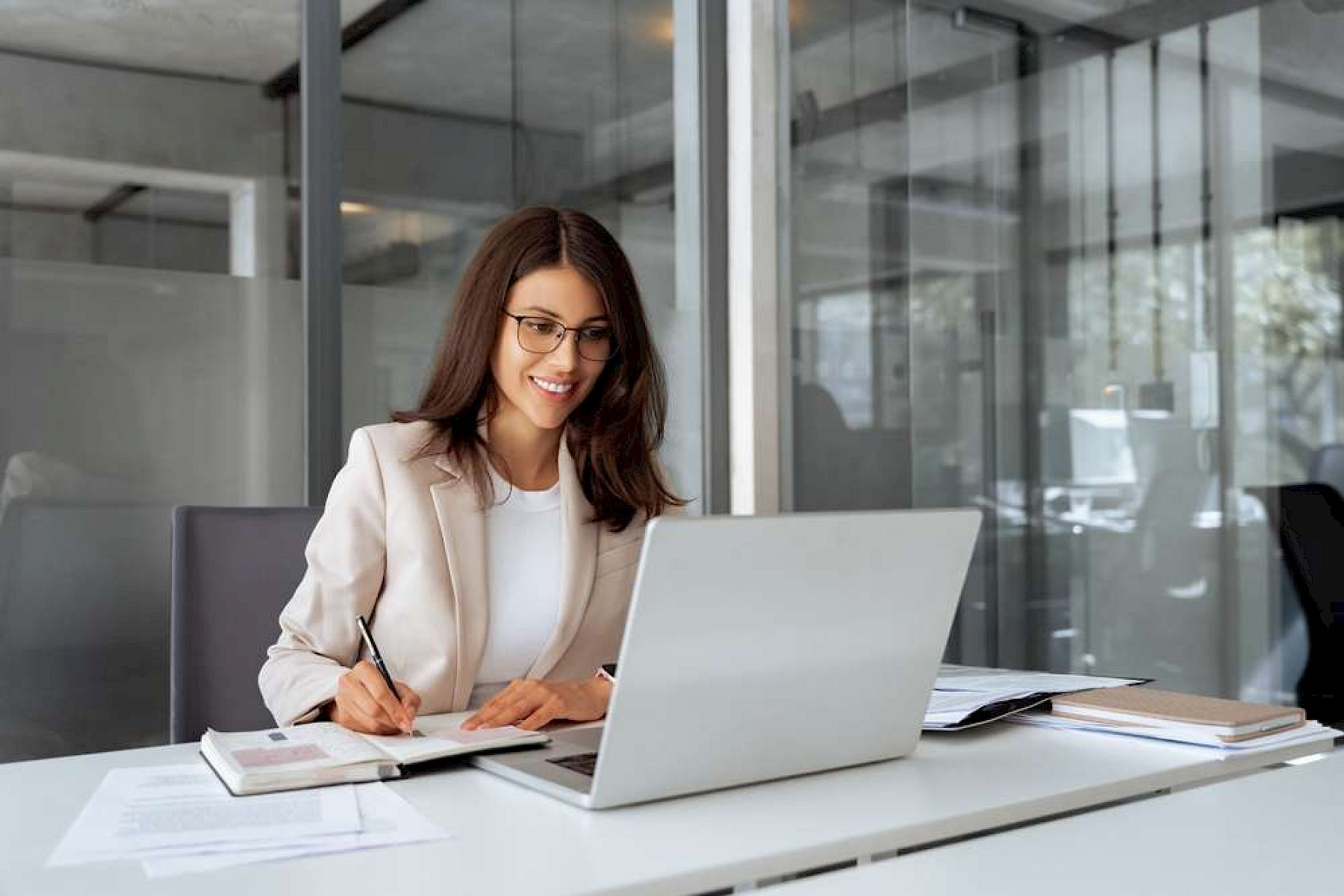 Monday Motivation: Small Tech Habits That Make a Big Difference image